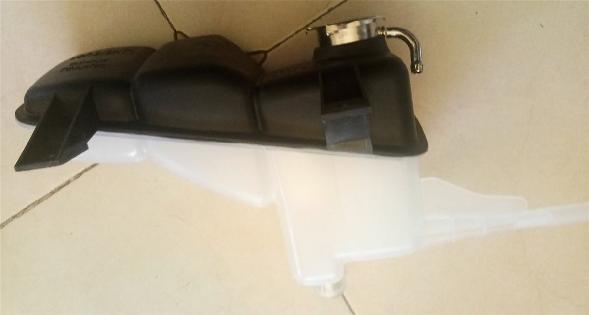 Coolant Reservoir Tank from the Dr. SLK reference catalog