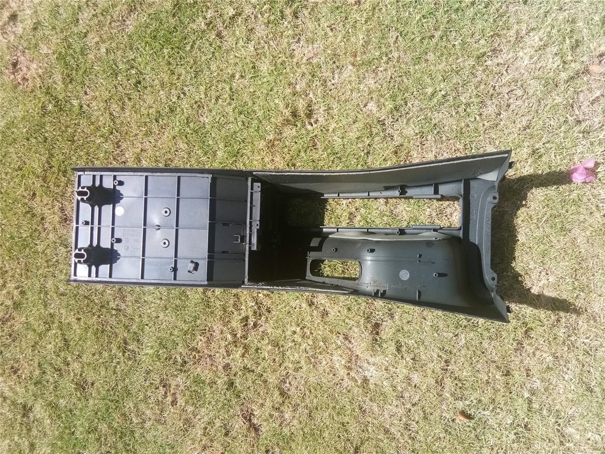 Dashboard & interior restoration from the Dr. SLK archive
