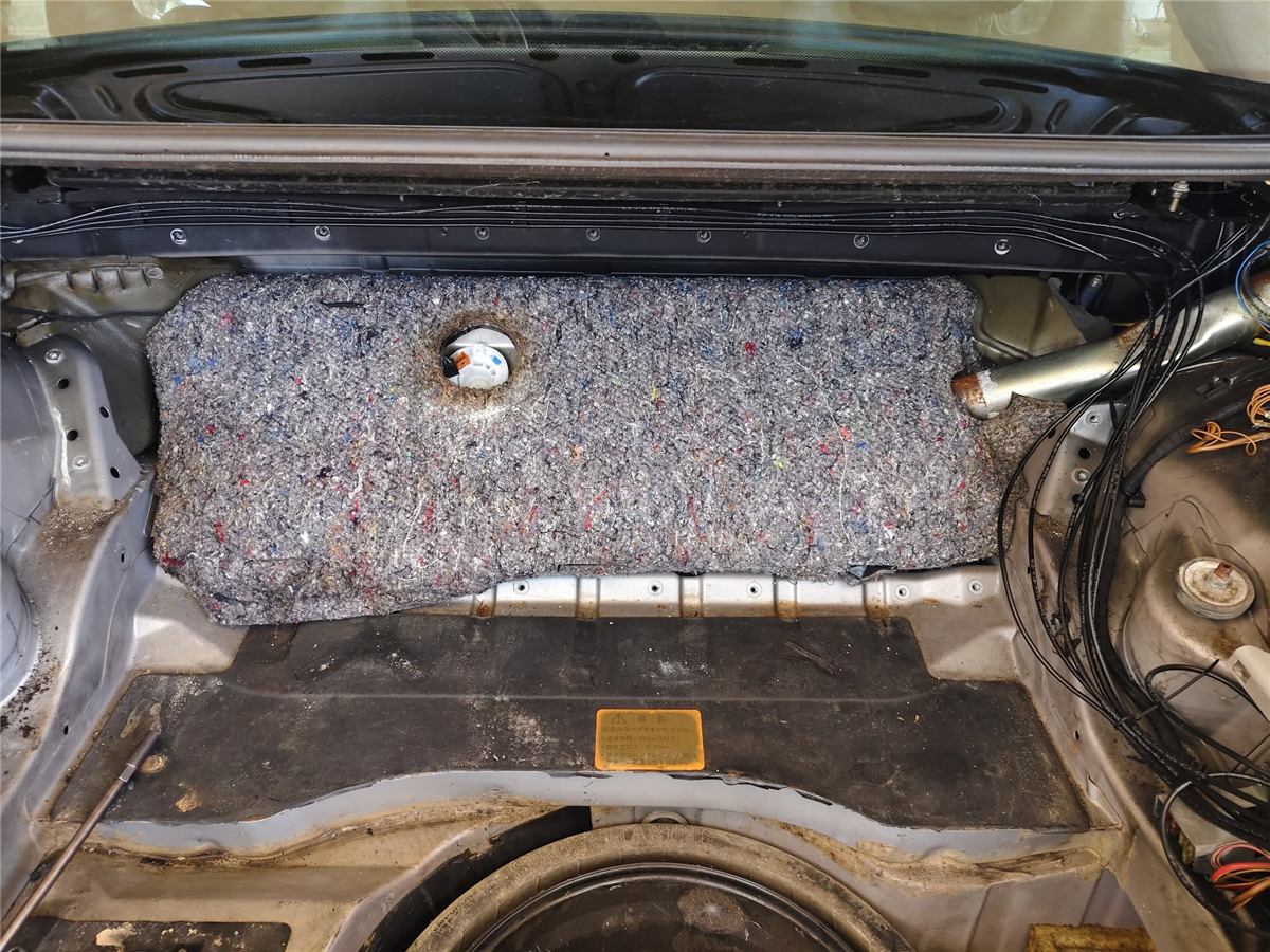 Fuel tank & fuel system from the Dr. SLK archive